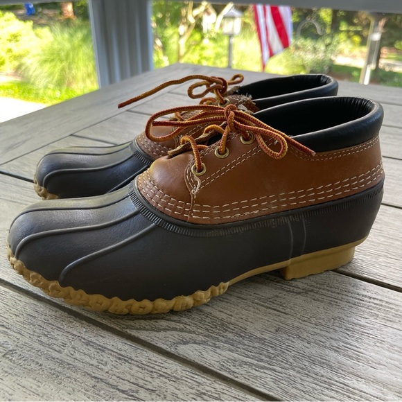 L.L. Bean Original Boot Gumshoes Unisex Size Womens 9 Mens 7  (LLB EM) - Picture 1 of 7